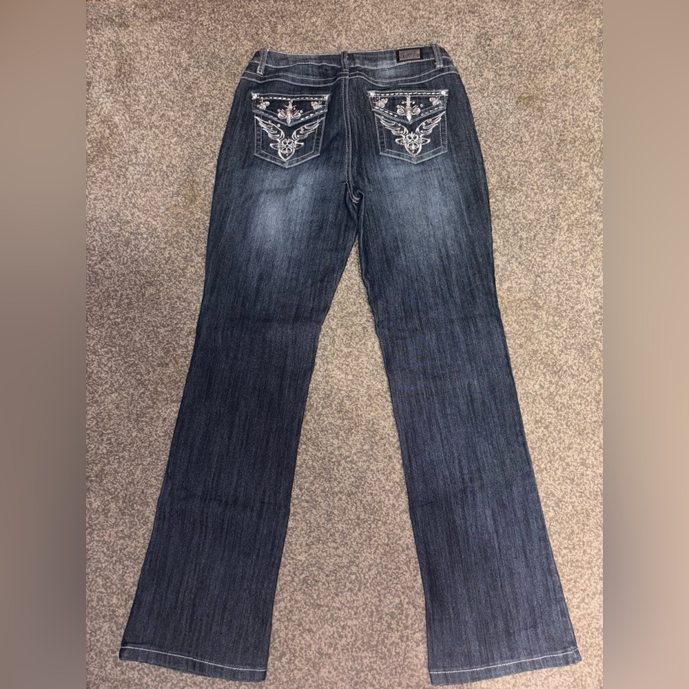 Earl Jeans Womens size 8 Boot Cut with Embroidered Pockets